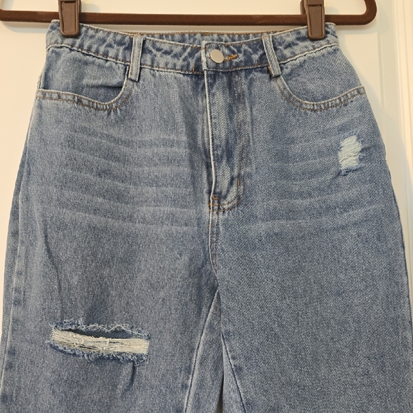 Le Lis Blue Distressed Women's Jeans - Picture 2 of 15